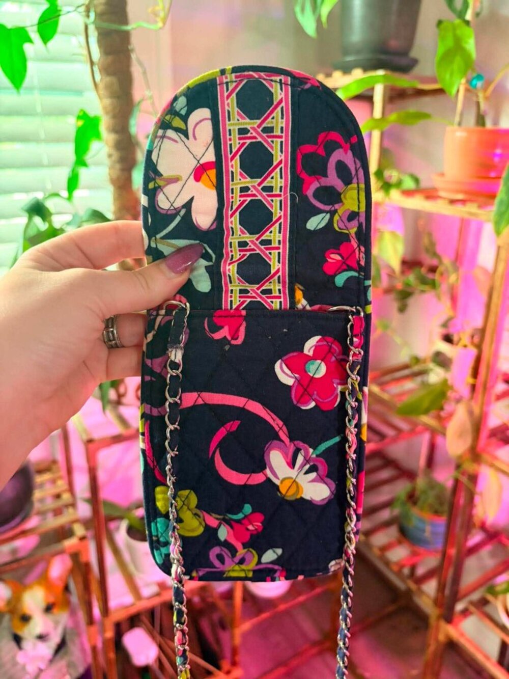 🌸 Vera Bradley Quilted Smartphone Crossbody 🌸 - Picture 3 of 3